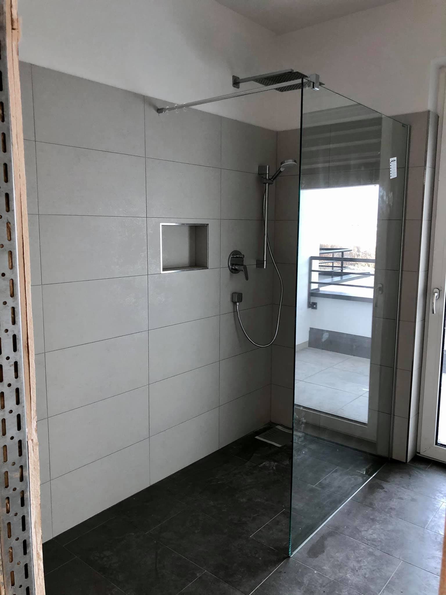 Bodengleiche Dusche mit Ausblick